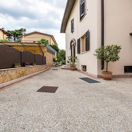 New Casa Ilaria Close To Center Torri Del Benaco Buitenkant foto