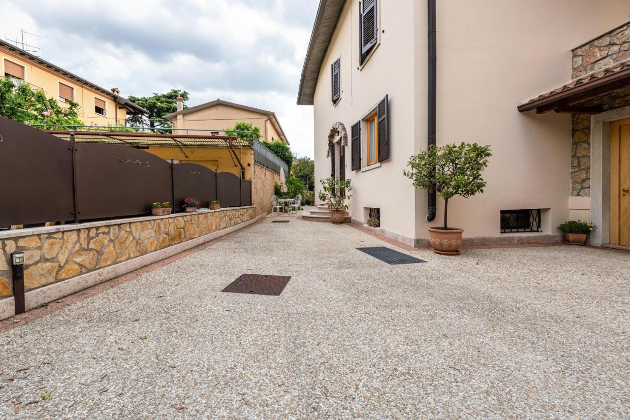 New Casa Ilaria Close To Center Torri Del Benaco Buitenkant foto